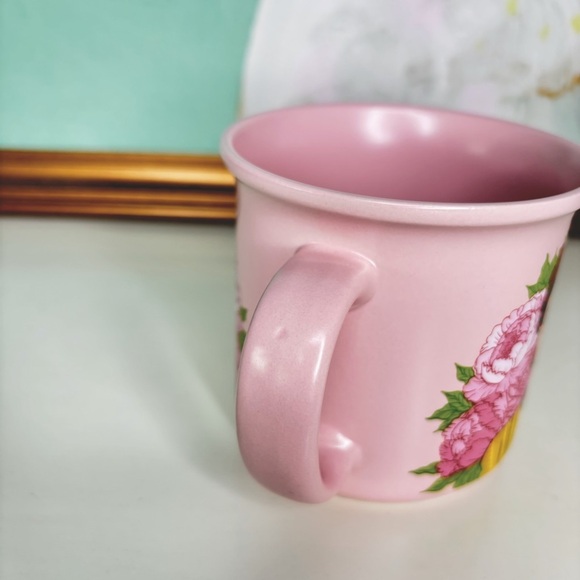 Frida Kahlo Pink Coffee Mug with Floral Design New - Picture 5 of 7